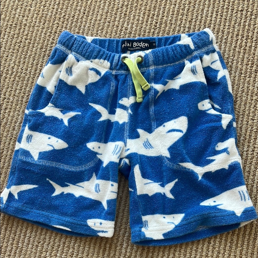 Boden Blue and White Shark Print toweling 7y Shorts